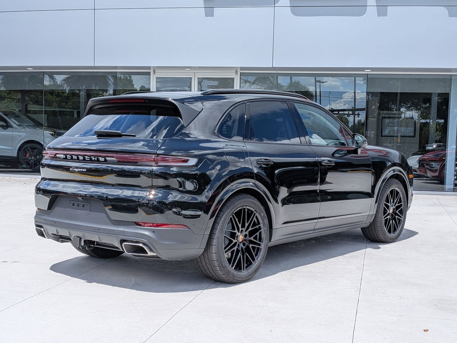 New 2026 Porsche Cayenne AWD/4WD image 9