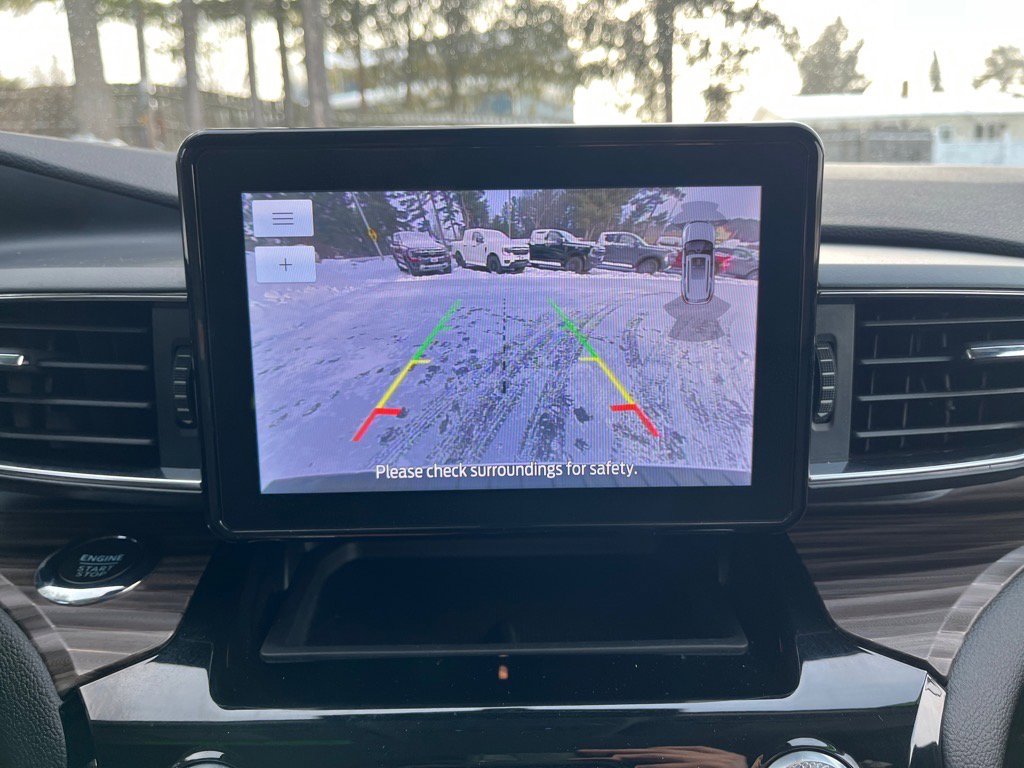 Used 2022 Ford Explorer Limited w/ Equipment Group 301A image 26