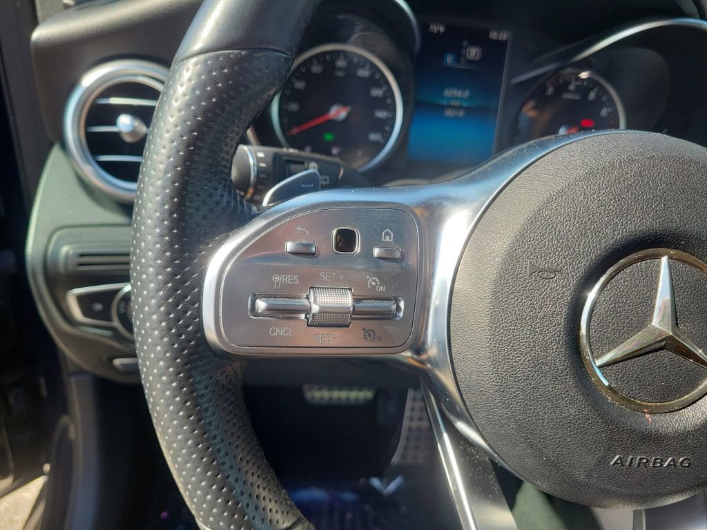 Used 2021 Mercedes-Benz GLC 300 image 24