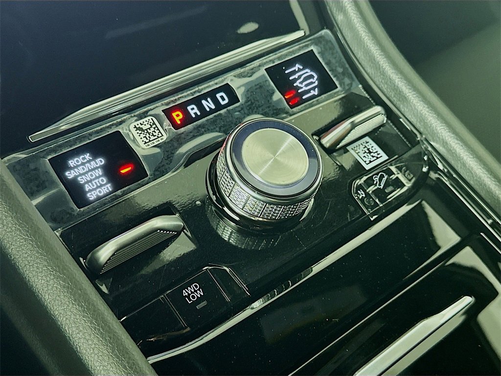 New 2025 Jeep Grand Cherokee L Overland w/ Luxury Tech Group IV image 12