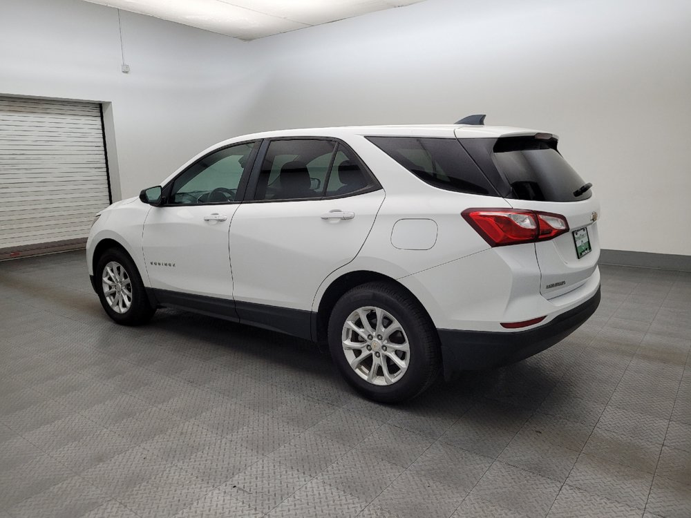 Used 2020 Chevrolet Equinox LS w/ LS Convenience Package AWD/4WD image 3