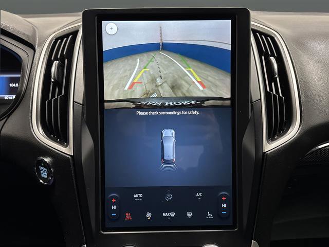 Used 2022 Ford Edge ST-Line image 11