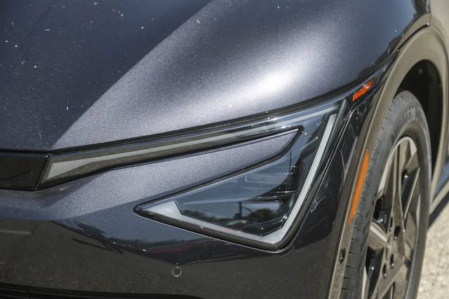 New 2026 Kia EV6 Wind RWD image 12