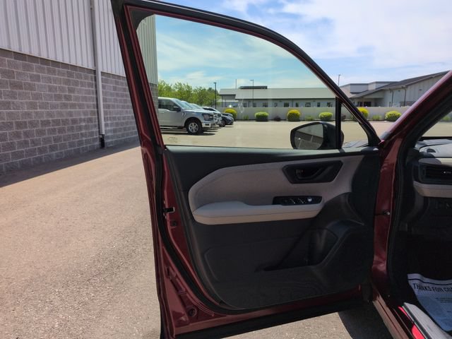 Used 2025 Subaru Forester Premium w/ Convenience Package #1 AWD/4WD image 10