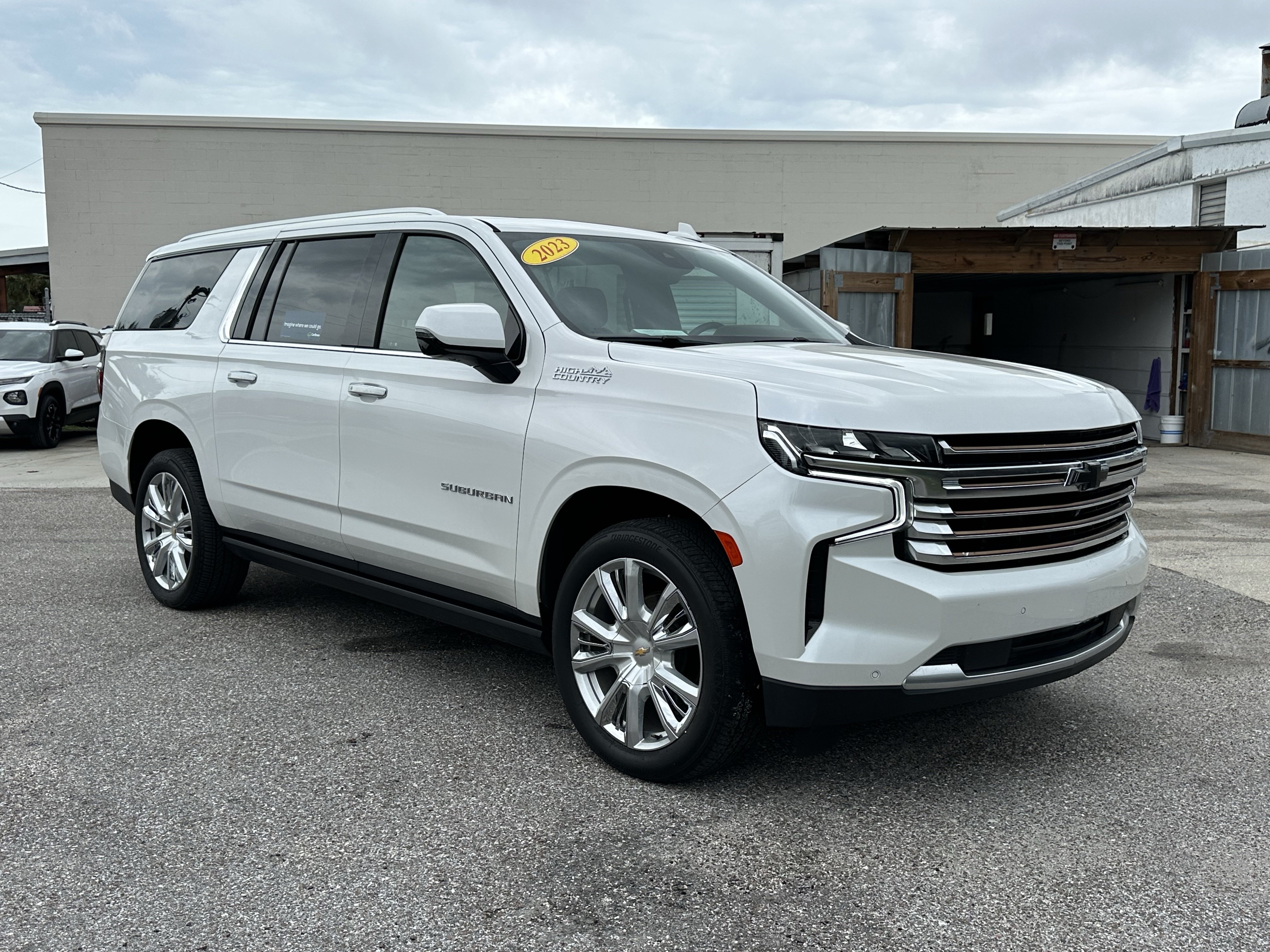 Certified 2023 Chevrolet Suburban High Country w/ Premium Package 2