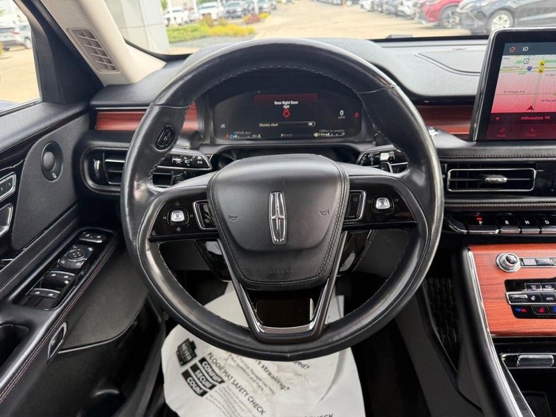 Used 2022 Lincoln Aviator Reserve w/ Equipment Group 201A image 15