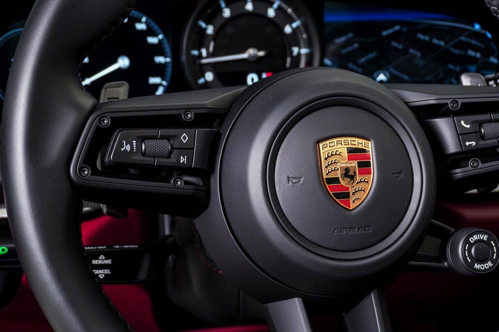 Certified 2022 Porsche 911 Targa 4S image 20