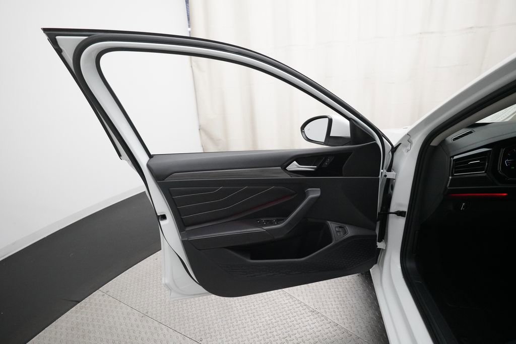 Used 2024 Volkswagen Jetta SEL FWD image 27