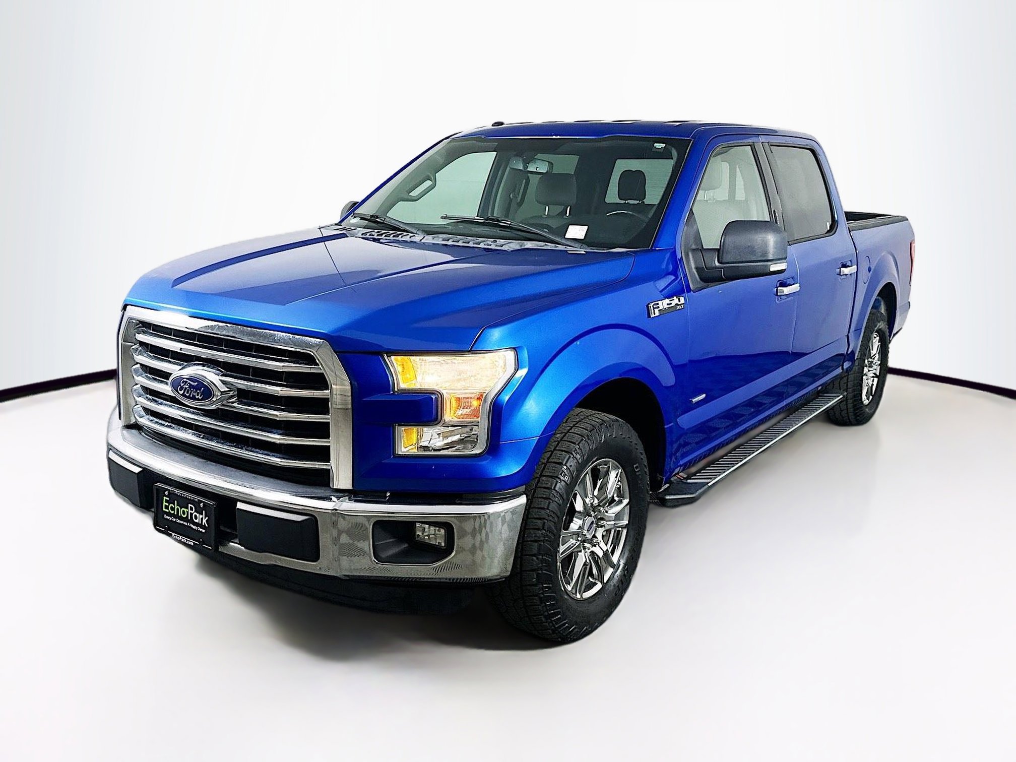 Used 2015 Ford F150 XLT w/ Equipment Group 302A Luxury image 3