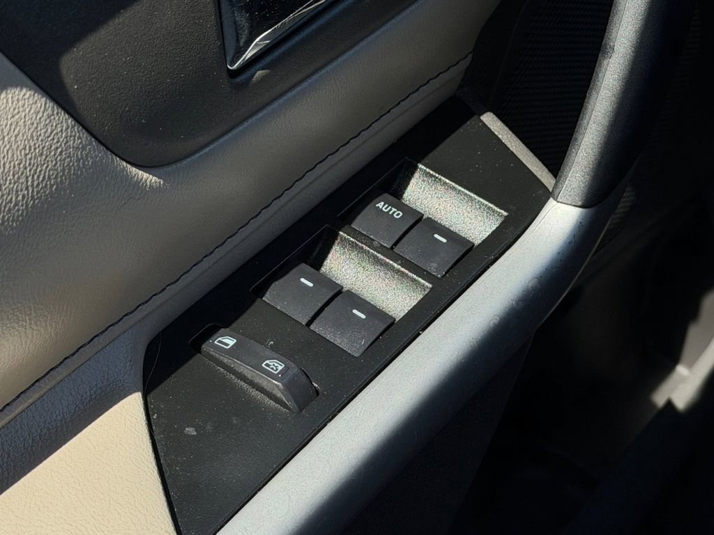 Used 2011 Ford Edge SEL w/ 202A Rapid Spec Order Code image 18