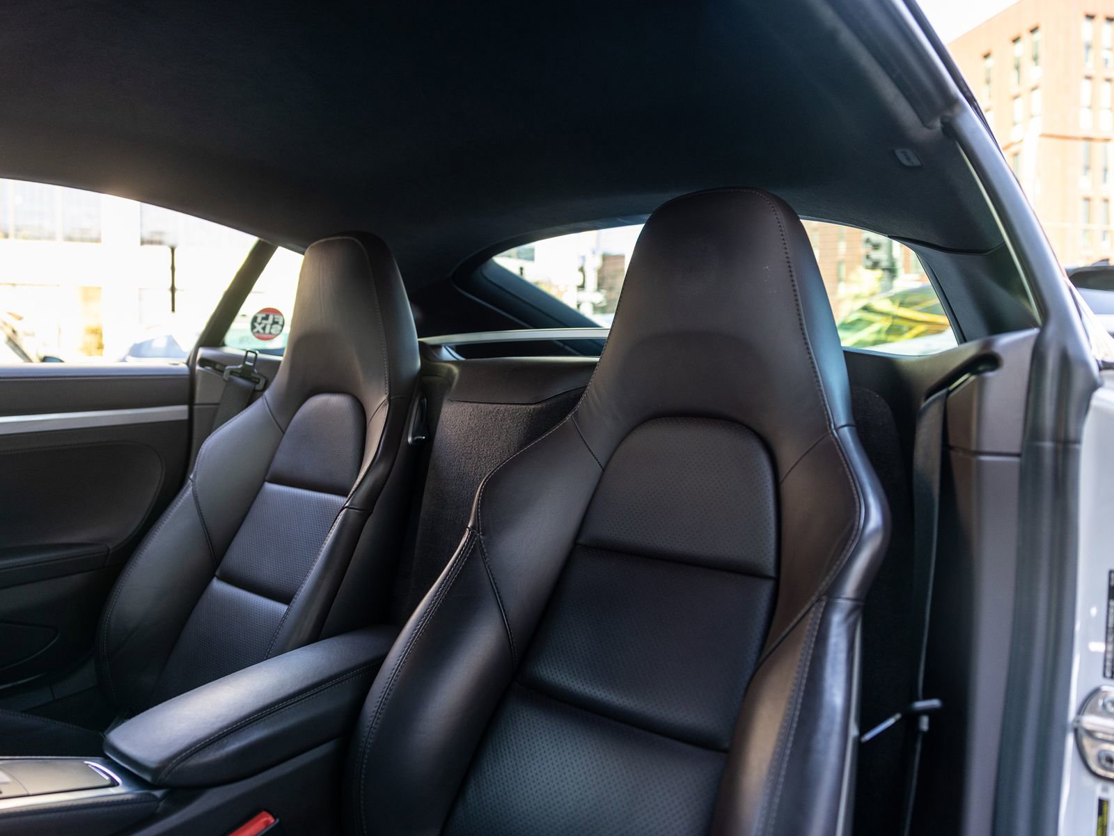 Used 2023 Porsche 718 Cayman GTS RWD image 5