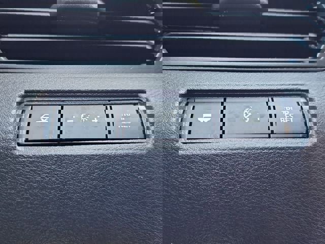 Used 2024 Nissan Altima 2.5 SR image 32