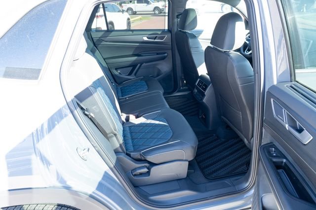 New 2026 Volkswagen Atlas Cross Sport SEL Premium R-Line image 41