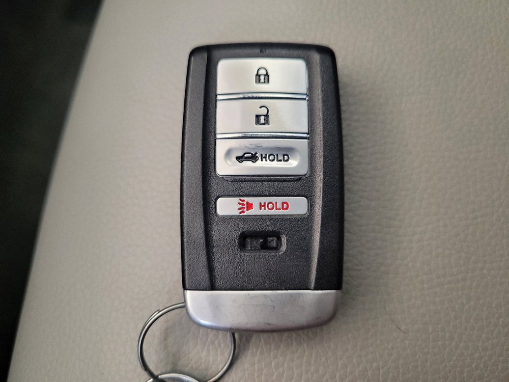 Used 2016 Acura TLX FWD image 32