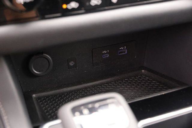 Used 2025 Nissan Pathfinder SL w/ SL Premium Package AWD/4WD image 23