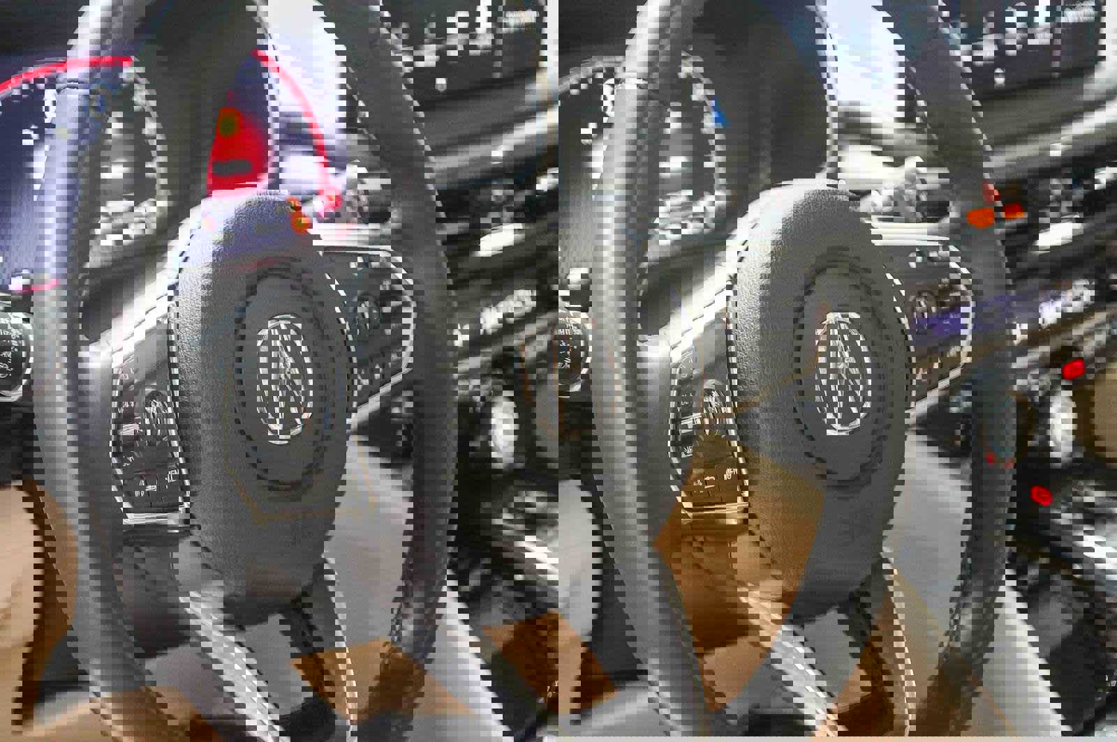 Used 2025 Acura MDX FWD w/ Technology Package image 21