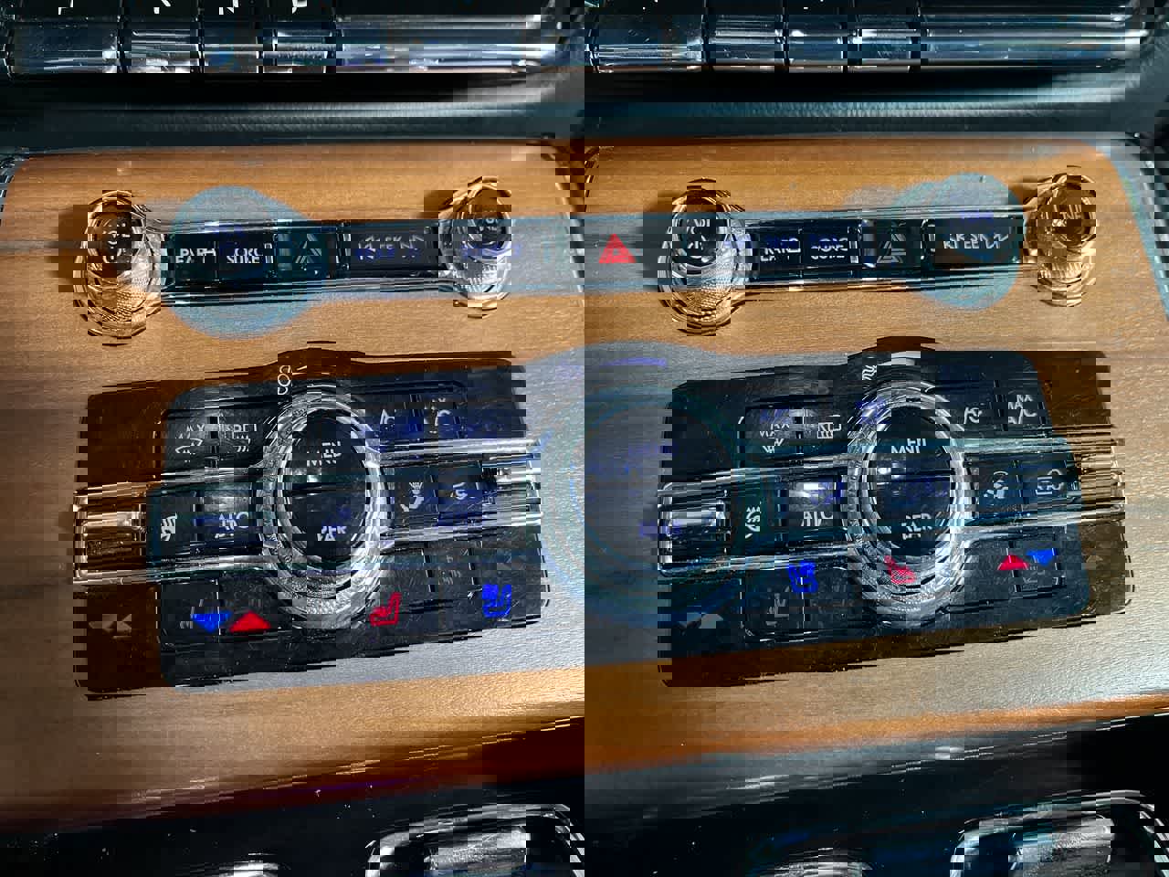 Used 2020 Lincoln Aviator Reserve w/ Equipment Group 202A image 23