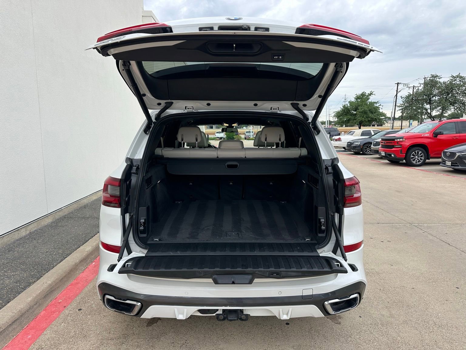 Used 2022 BMW X5 sDrive40i w/ M Sport Package RWD image 21