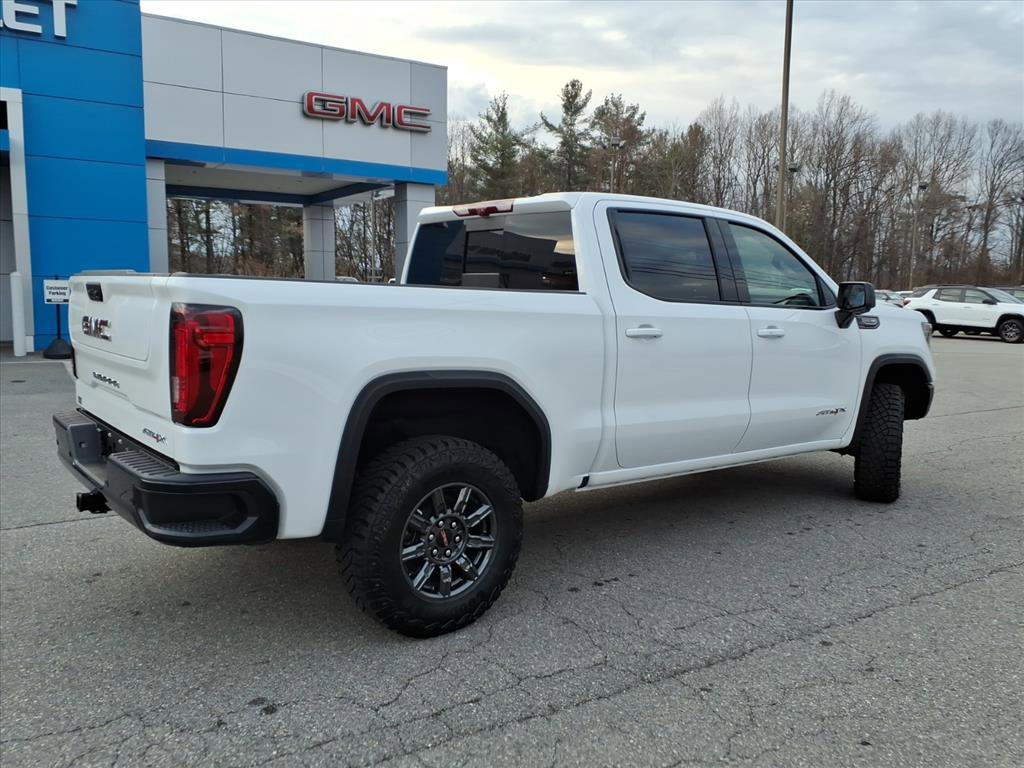 New 2026 GMC Sierra 1500 AT4X image 4