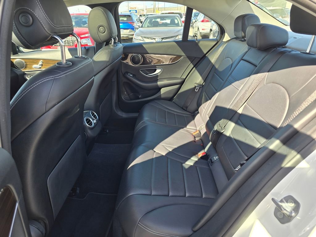 Used 2018 Mercedes-Benz C 300 Sedan image 18