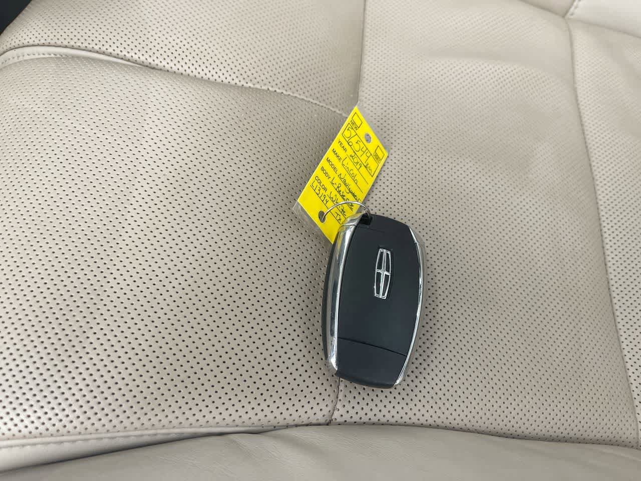 Used 2019 Lincoln Navigator L Reserve AWD/4WD image 28