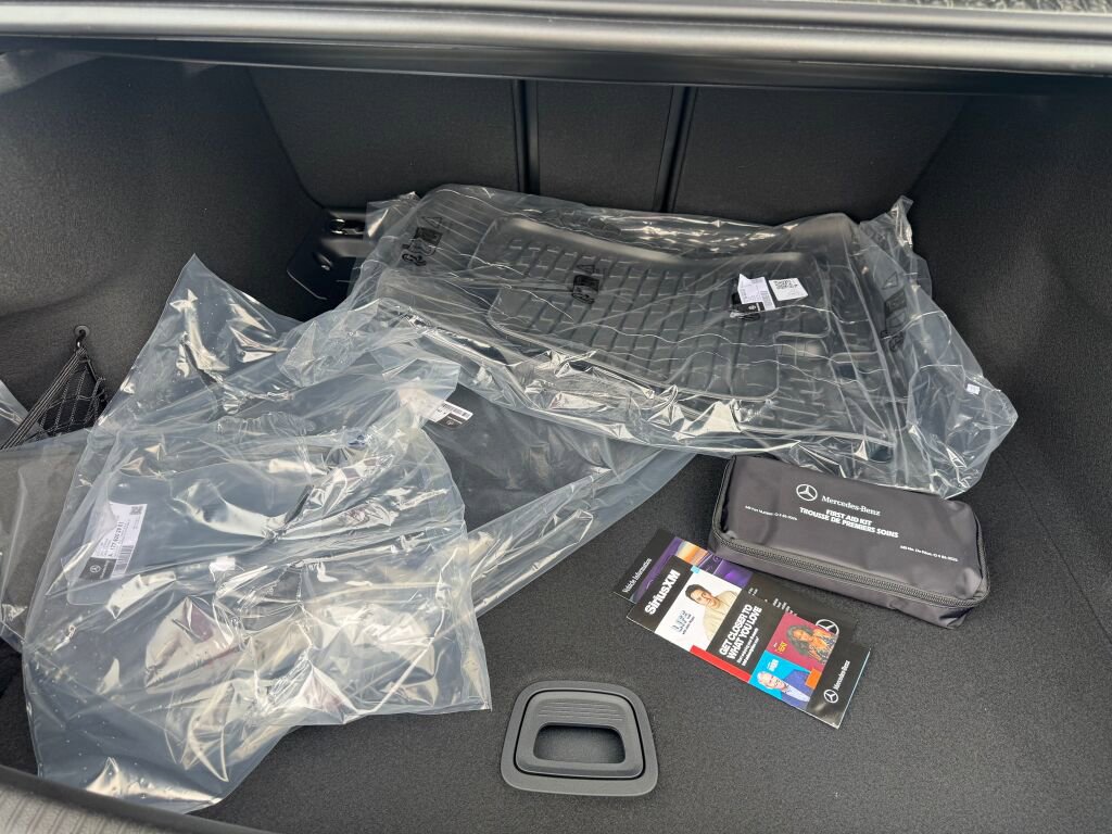 New 2026 Mercedes-Benz C 300 4MATIC Sedan image 18