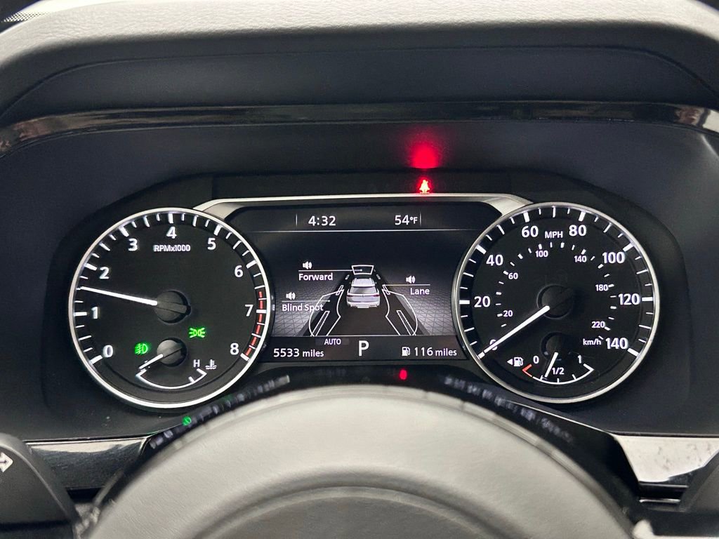 Used 2025 Nissan Pathfinder SL w/ Black Appearance Package image 22