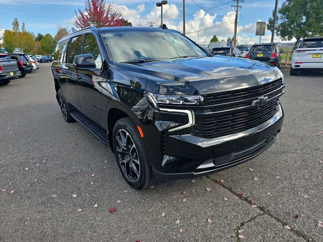 Certified 2024 Chevrolet Suburban RST image 8