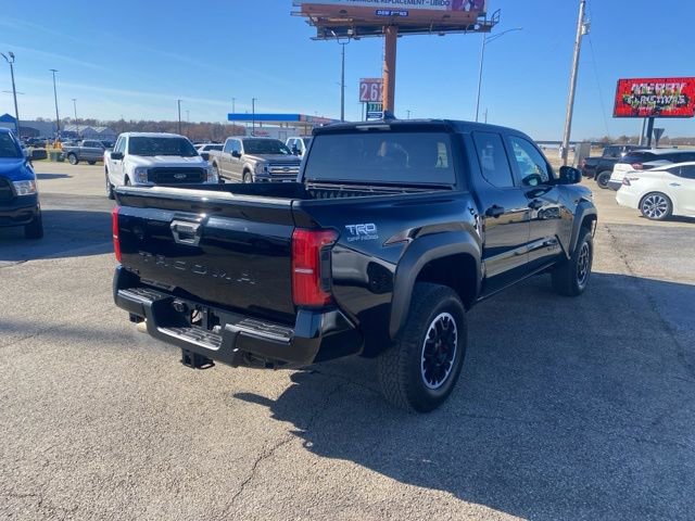 Used 2024 Toyota Tacoma TRD Off-Road image 6