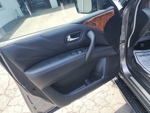 Used 2016 INFINITI QX80 Limited AWD/4WD image 18