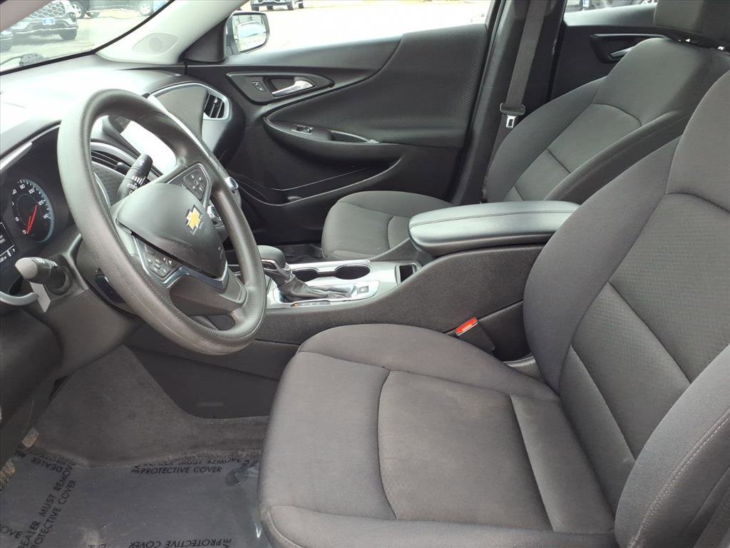 Used 2023 Chevrolet Malibu LT image 11