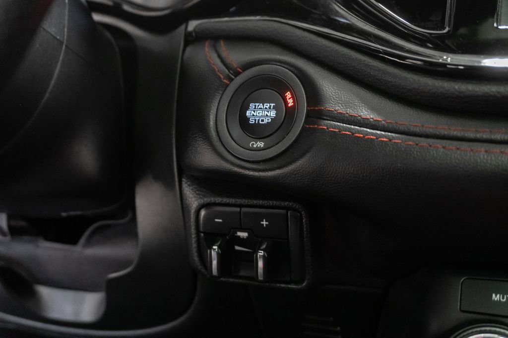 Certified 2025 Dodge Durango GT AWD/4WD image 13