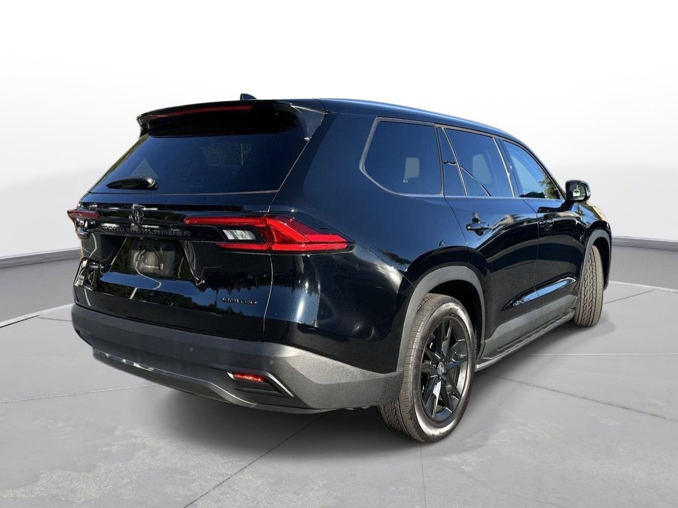 Used 2024 Toyota Grand Highlander FWD image 6