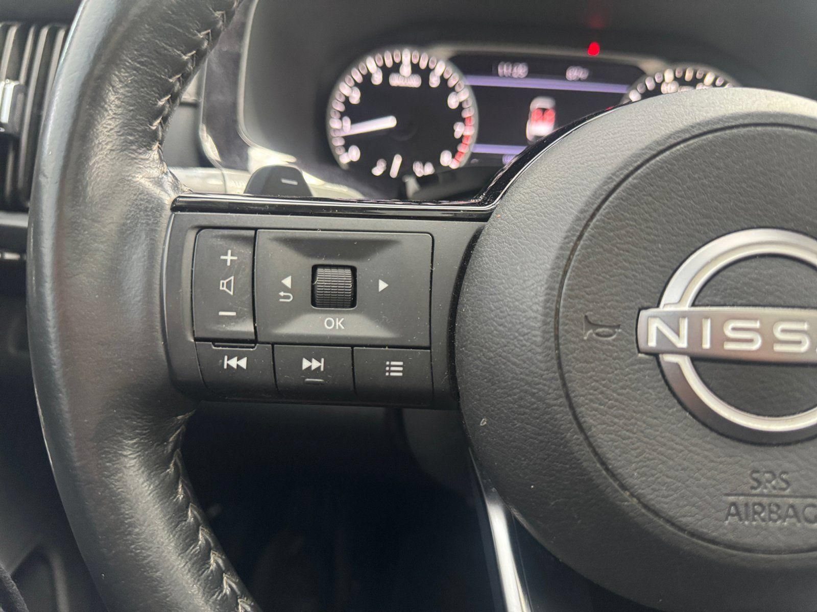Used 2022 Nissan Pathfinder SL w/ SL Premium Package FWD image 23