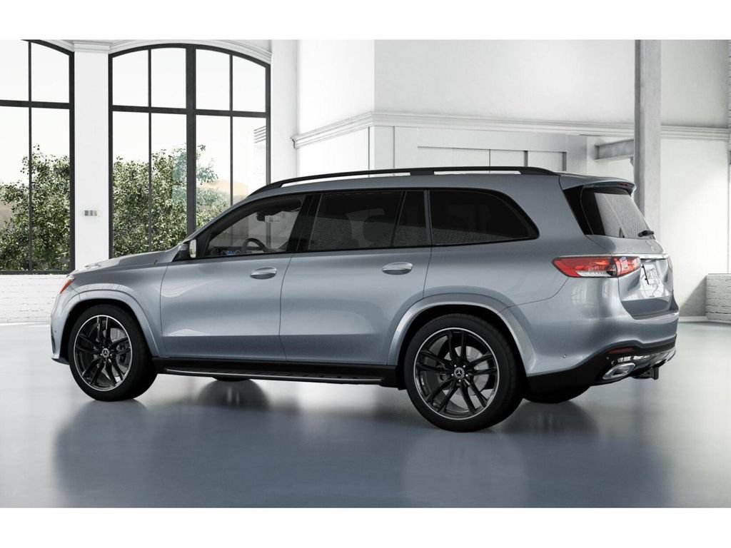 Used 2025 Mercedes-Benz GLS 580 4MATIC image 31