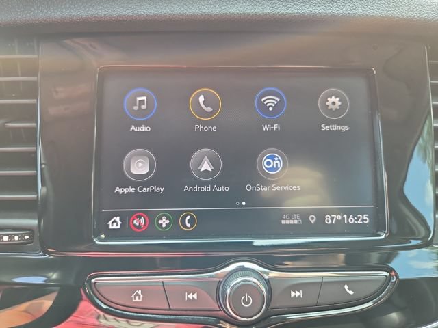 Certified 2022 Buick Encore Preferred w/ Safety Package AWD/4WD image 21