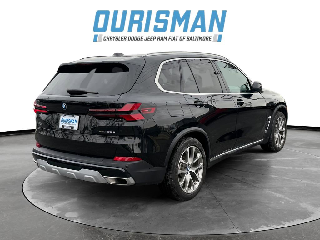 Used 2024 BMW X5 xDrive50e image 6