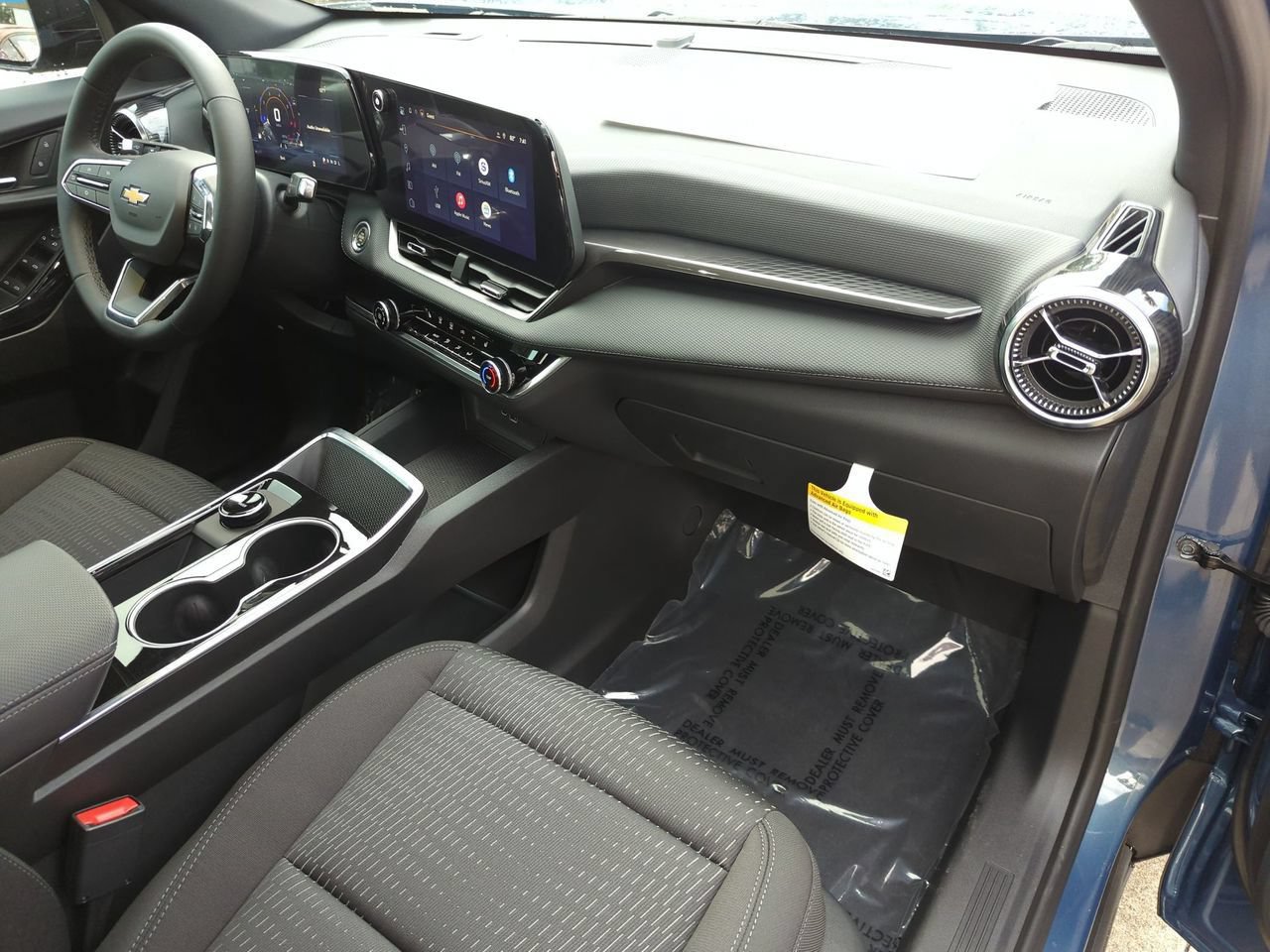 New 2027 Chevrolet Equinox LT FWD image 24