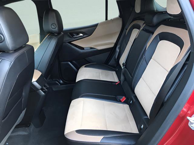 Used 2025 Chevrolet Equinox ACTIV image 12