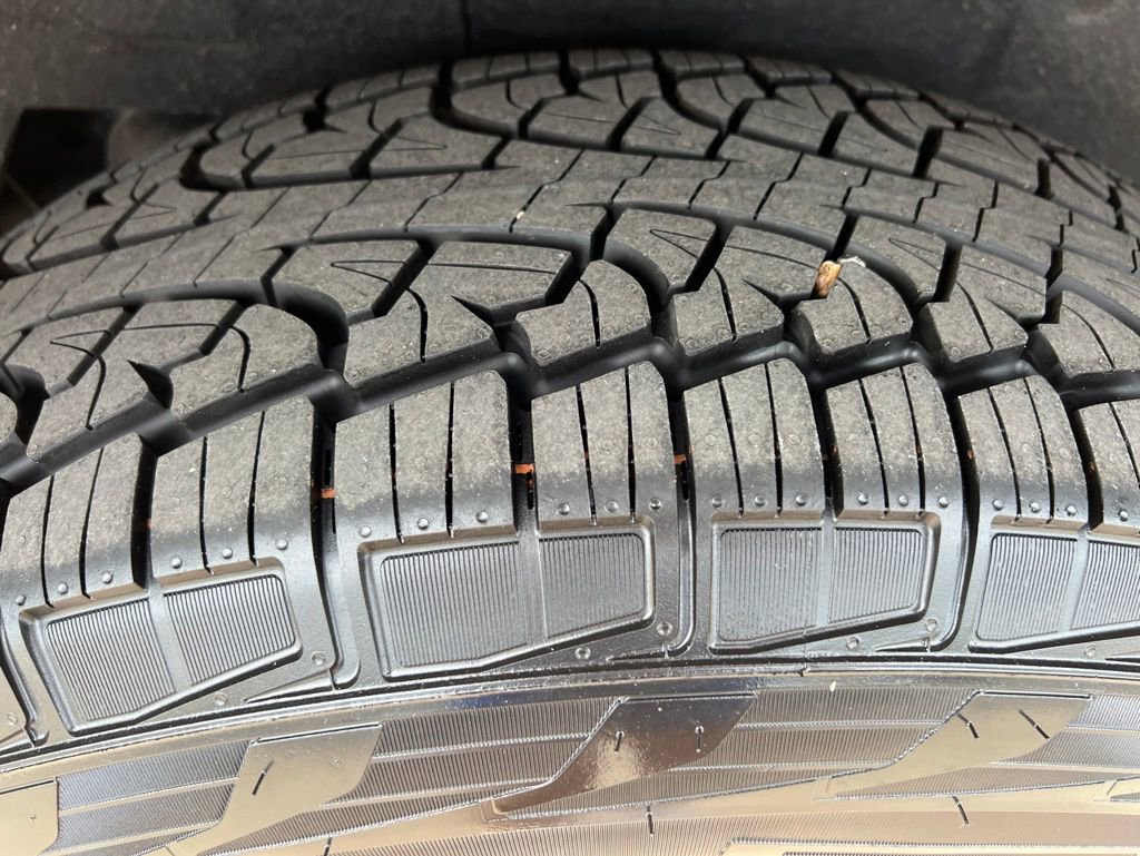 Used 2025 Ford Expedition Max Active RWD image 11