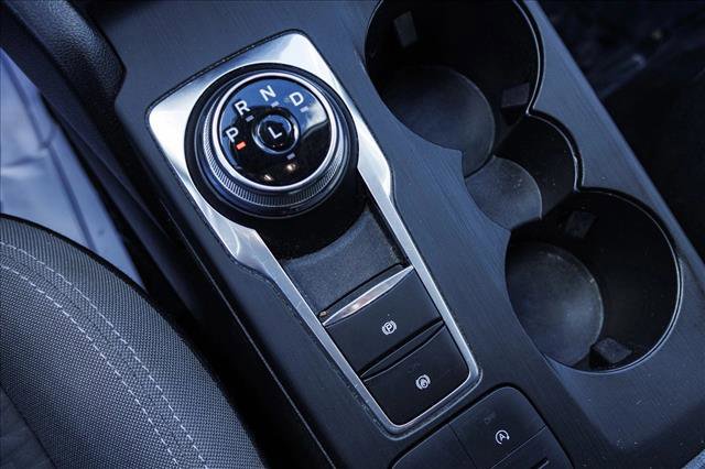 Used 2022 Ford Escape SE image 20