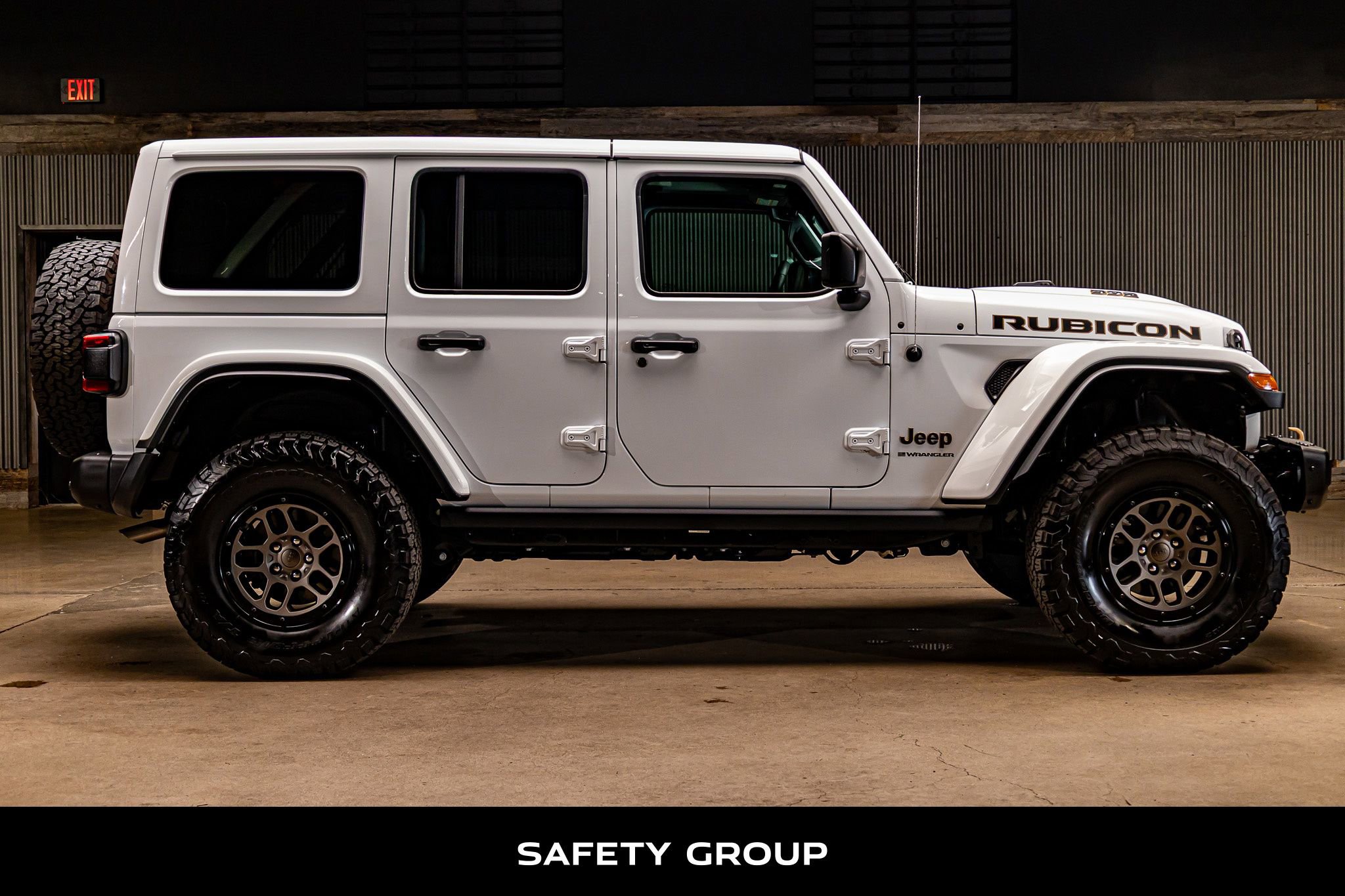 Used 2023 Jeep Wrangler Unlimited Rubicon 392 w/ Xtreme Recon 35" Tire Package image 10