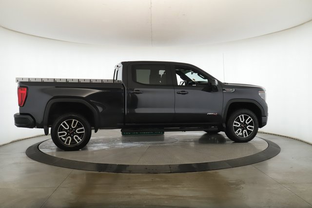 Used 2023 GMC Sierra 1500 AT4 w/ Technology Package image 6