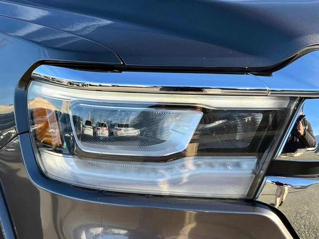 Used 2019 RAM 1500 Laramie image 9