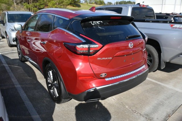 Used 2019 Nissan Murano Platinum w/ Cargo Package image 2