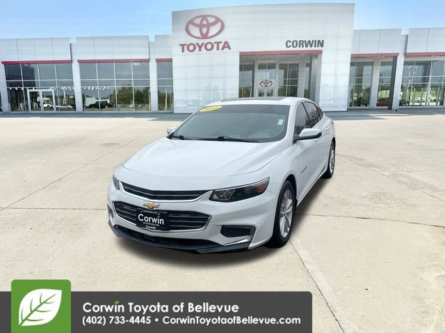 Used 2017 Chevrolet Malibu LT image 4