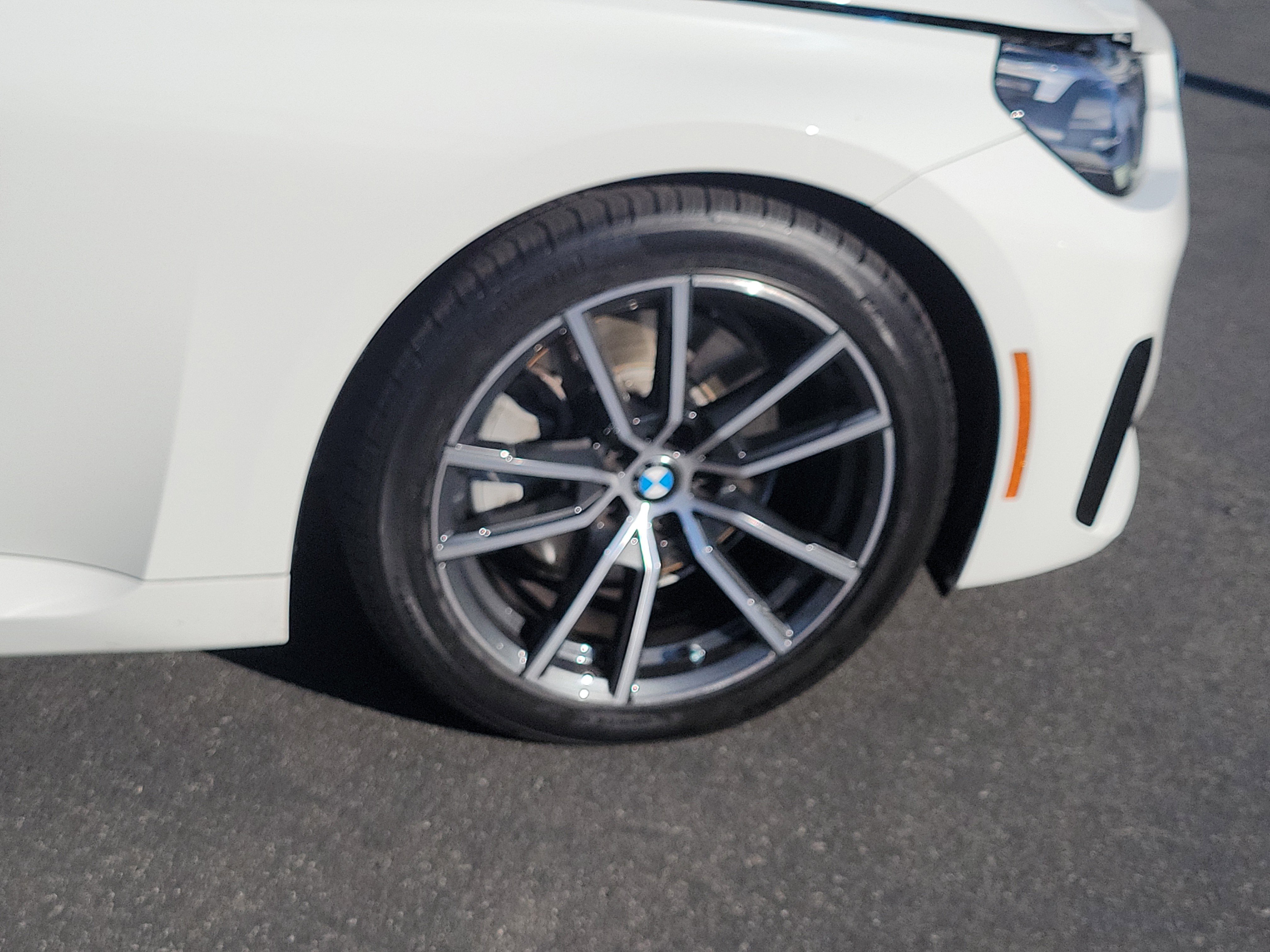 Used 2023 BMW 230i Coupe w/ Convenience Package image 12