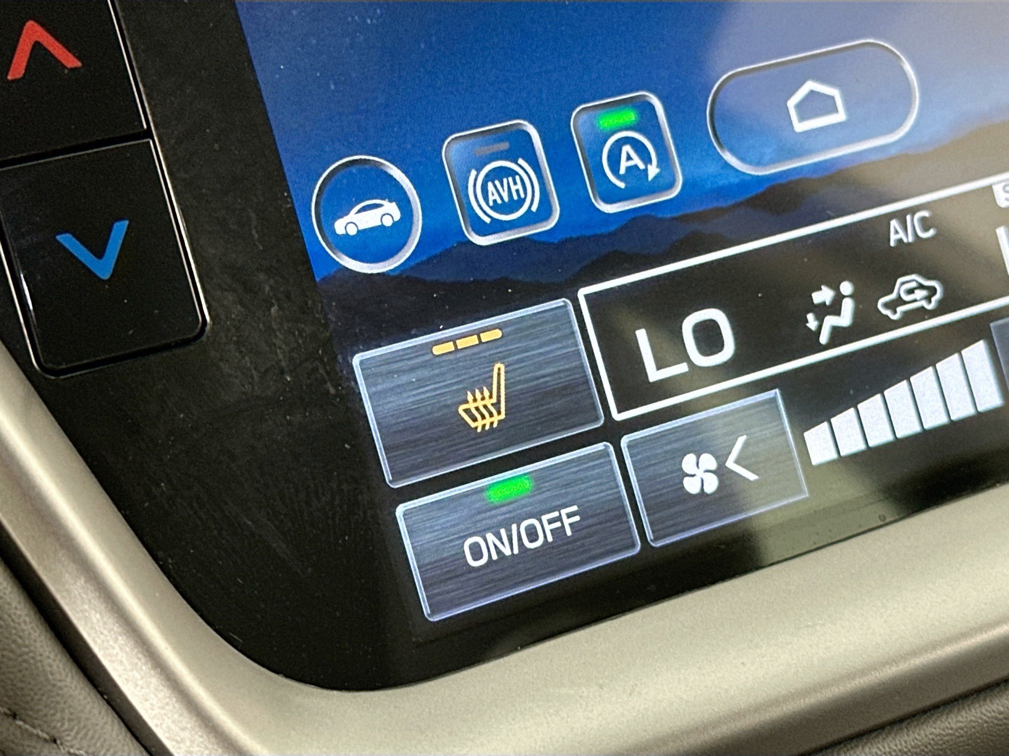 Used 2023 Subaru Legacy Premium AWD/4WD image 19