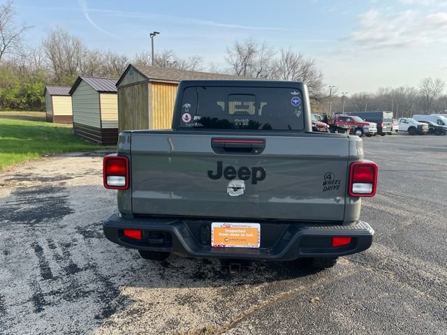 Certified 2022 Jeep Gladiator Willys image 4
