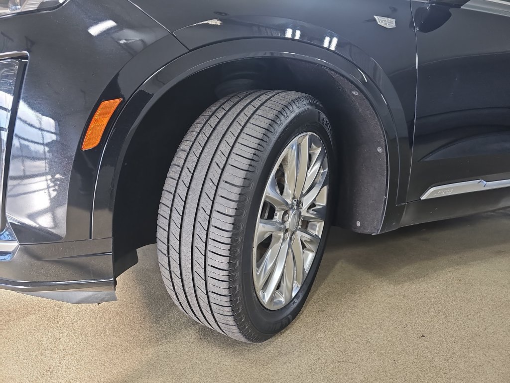 Used 2020 Cadillac XT6 Premium Luxury AWD/4WD image 40